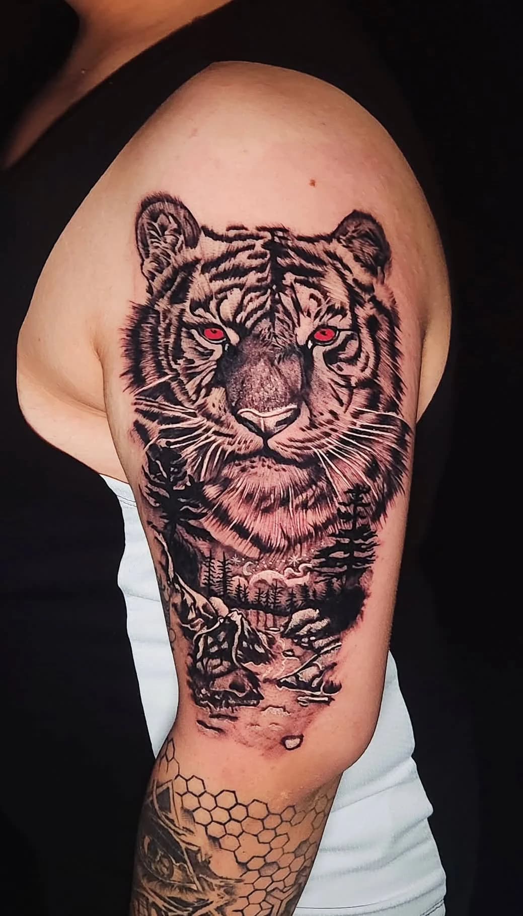 Mit Tattoo Piercing dövme çalışması 3
